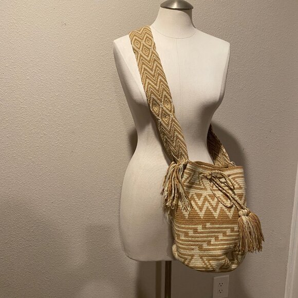 Bohemian Bucket Bag Purse Woven‎ Tribal Crossbody With Tassels 10x12 - Picture 3 of 5
